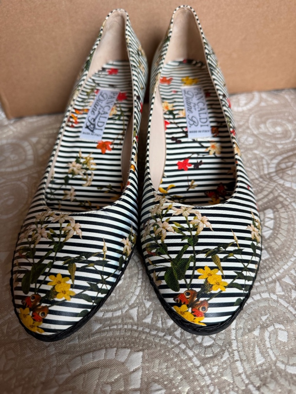 Pancaldi for Diane B Striped Floral Wedge Pumps in Black and White, size 40 EU